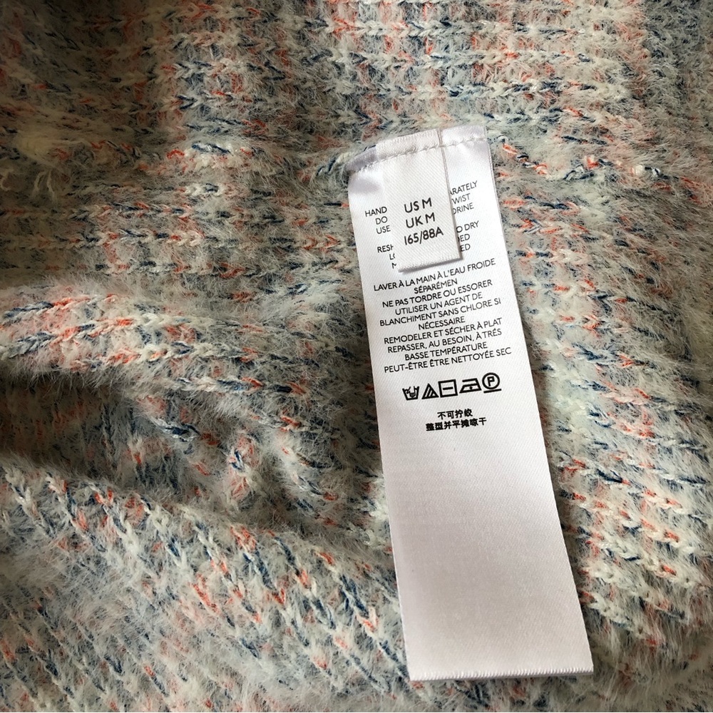 NWT Aden sweater vest by BDG from Urban Outfitters in size Medium - Picture 12 of 12